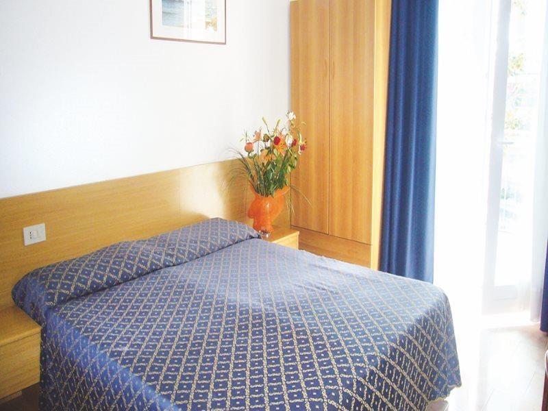 Miniheron Hotel 3*