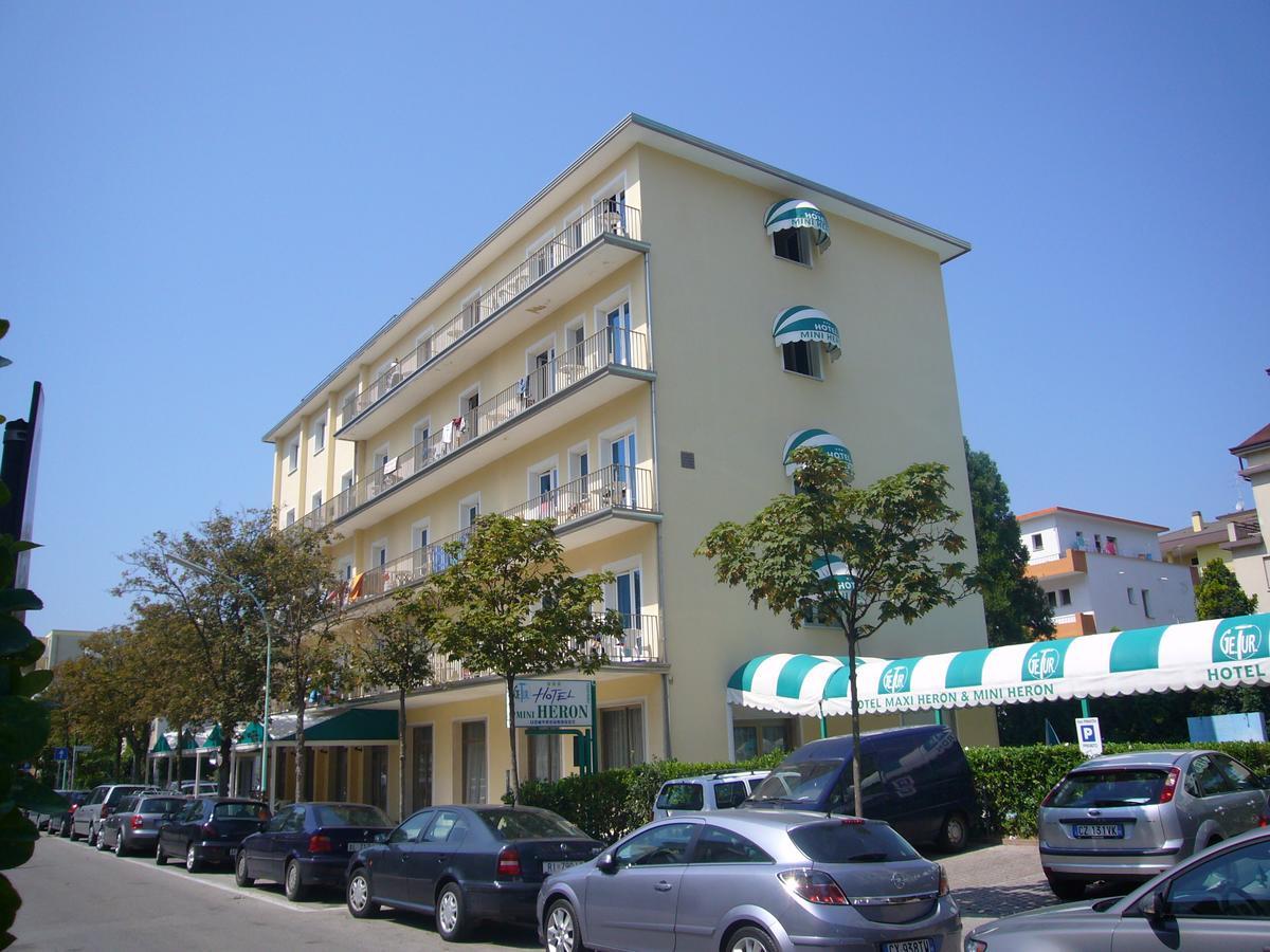 Miniheron Hotel 3*